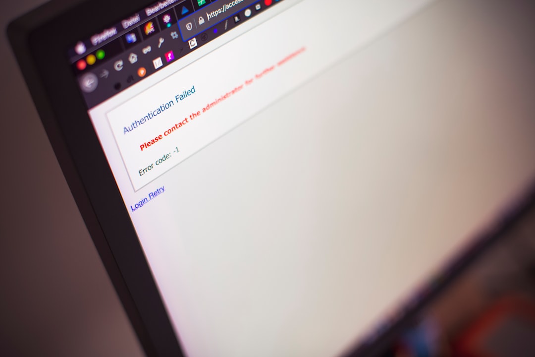 Cum să raportezi abuzurile online autorităților